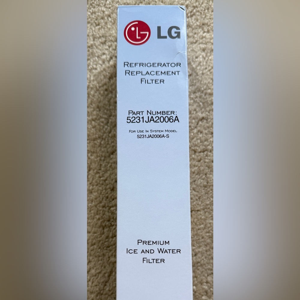 LG White Refrigerator Water Filter 5231JA2006A